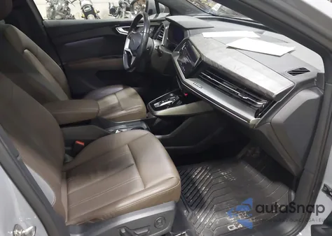 2024 Audi Q4 E-Tron Premium Plus 50 Quattro from USA, damaged, VIN WA1L2BFZ6RP015108